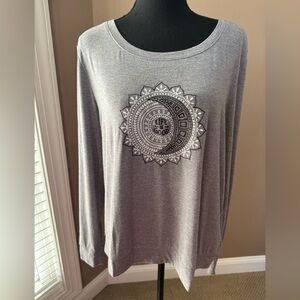 Life Is Good Women's Charcoal Grey Embroidered Mandala Long Sleeve Tee